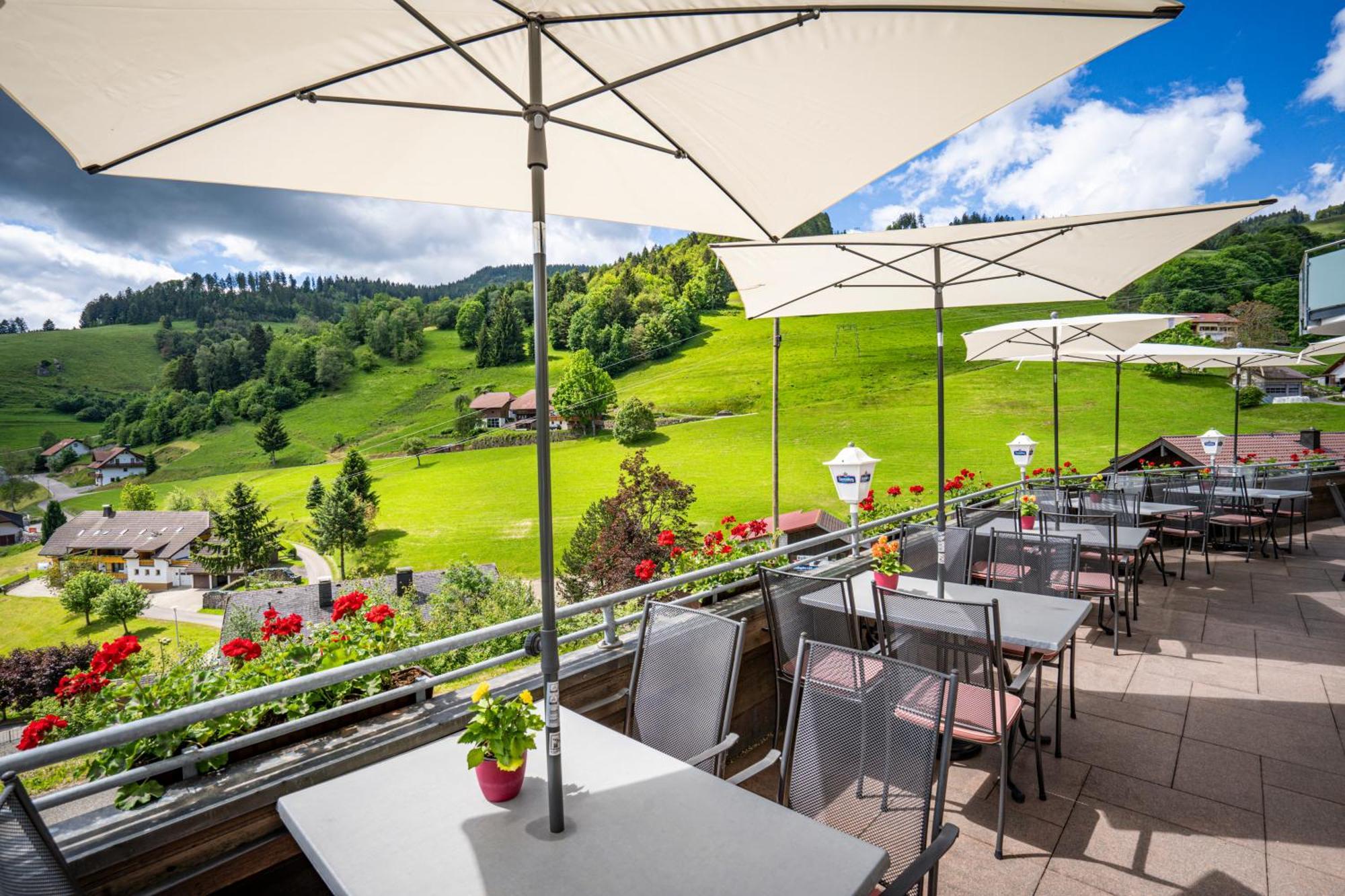 Schwarzwald Hotel Wiedenerhof Exteriör bild