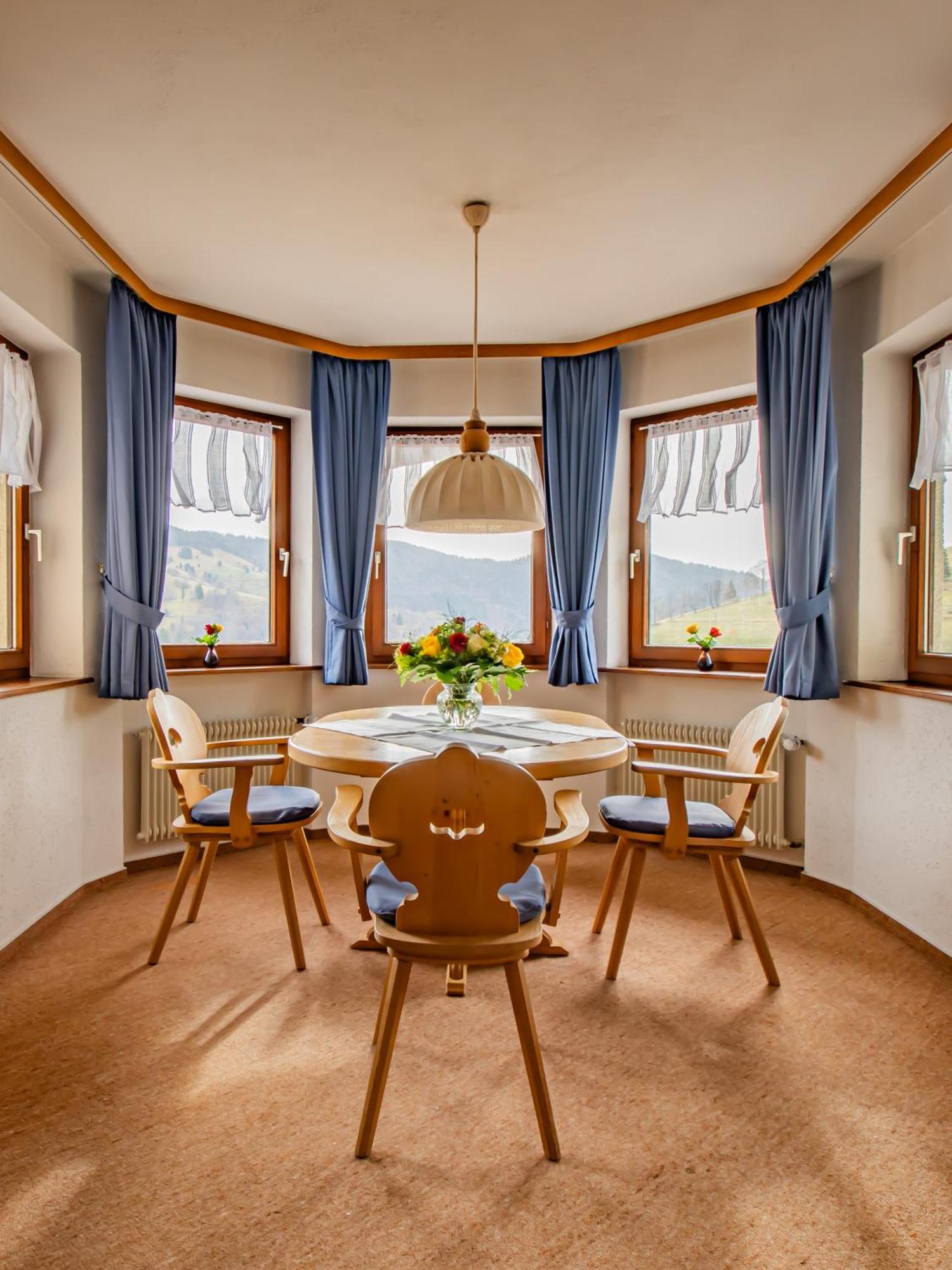 Schwarzwald Hotel Wiedenerhof Exteriör bild